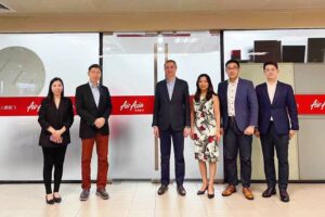 2023-Sep//国金亚洲顾问公司董事們到访亚洲航空澳门办事处//GoldChess Directors invited to visit AirAsia Macau Office